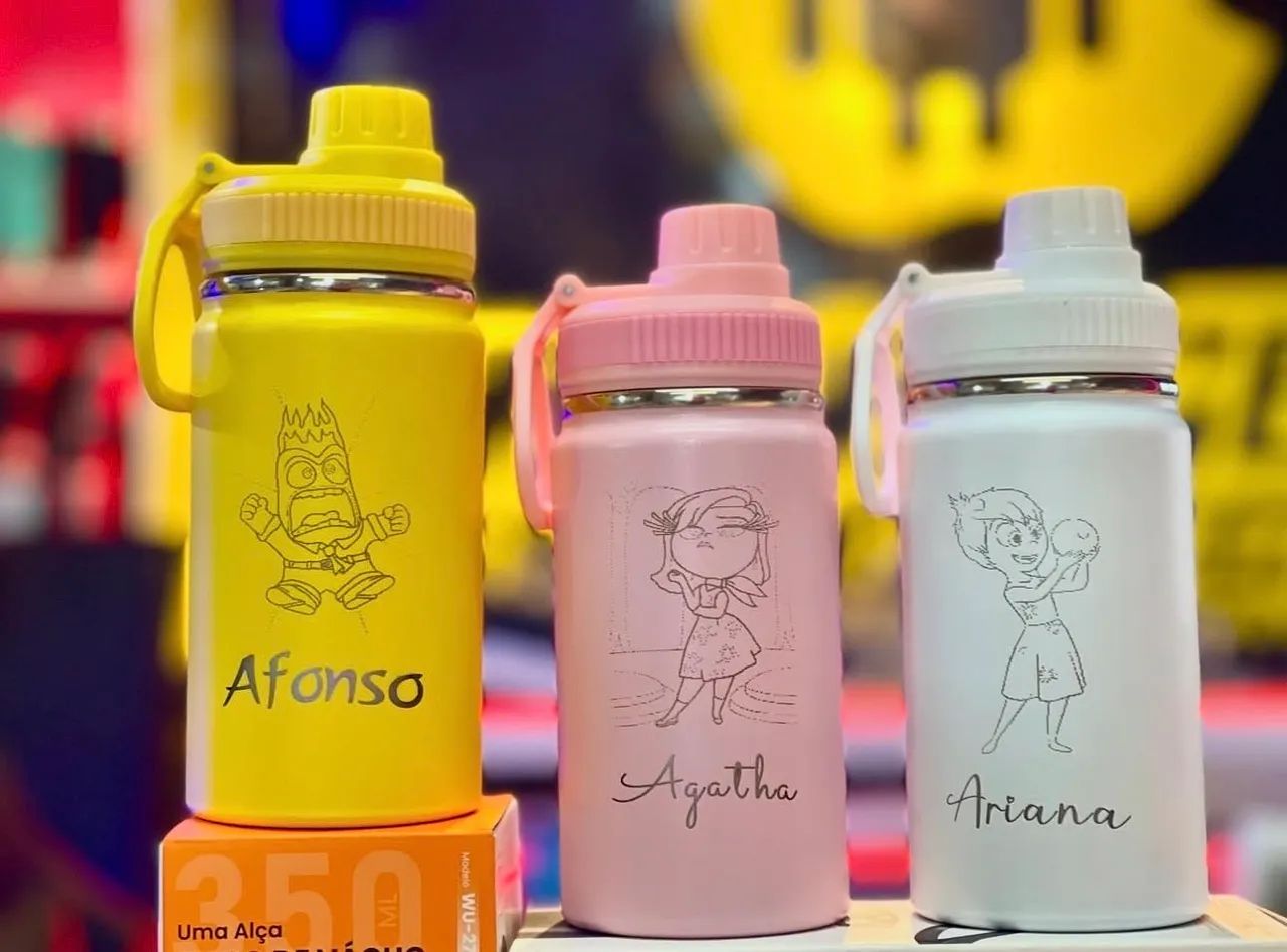 Vendo copos e garrafas personalizadas com nome e logo  - Foto 4