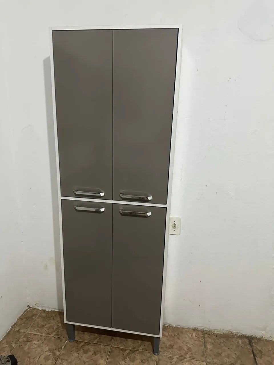 VENDO ARMÁRIO E SOFÁ  - Foto 2