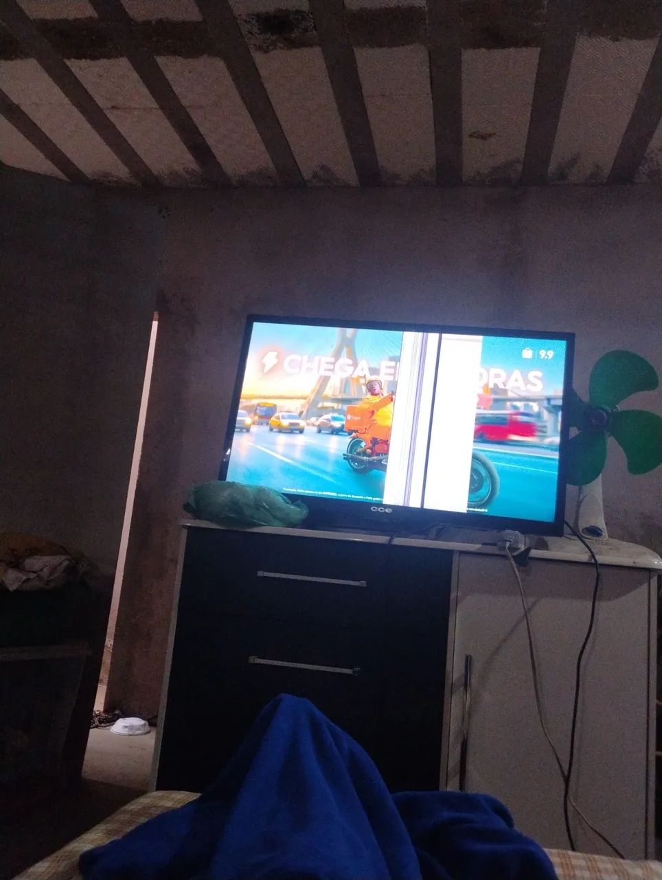 Vendo TV CCE no estado  150 reais não é Ismart  - Foto 2