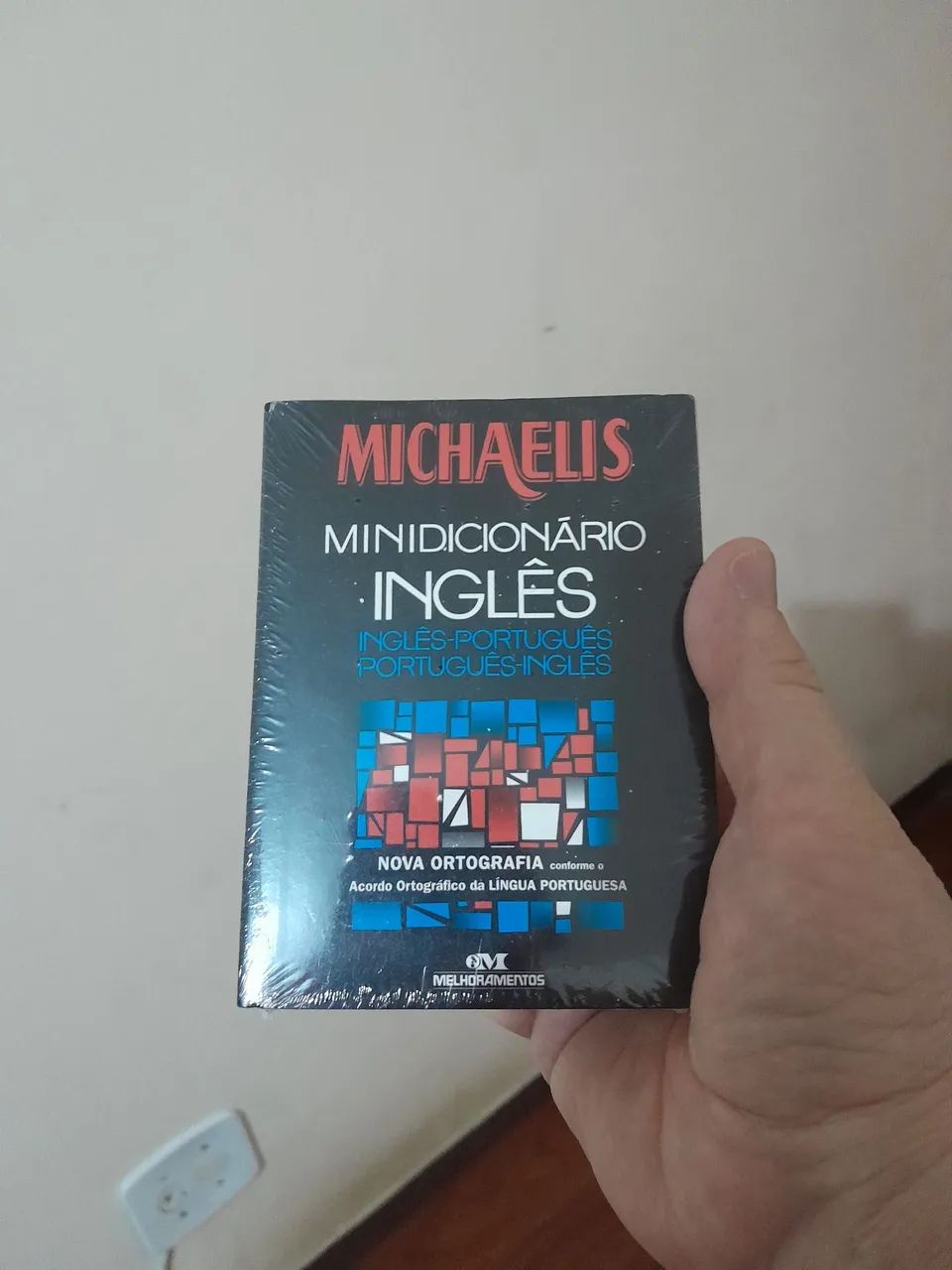 Minidicionário Inglês Michaelis - Nova Ortografia - Foto 4