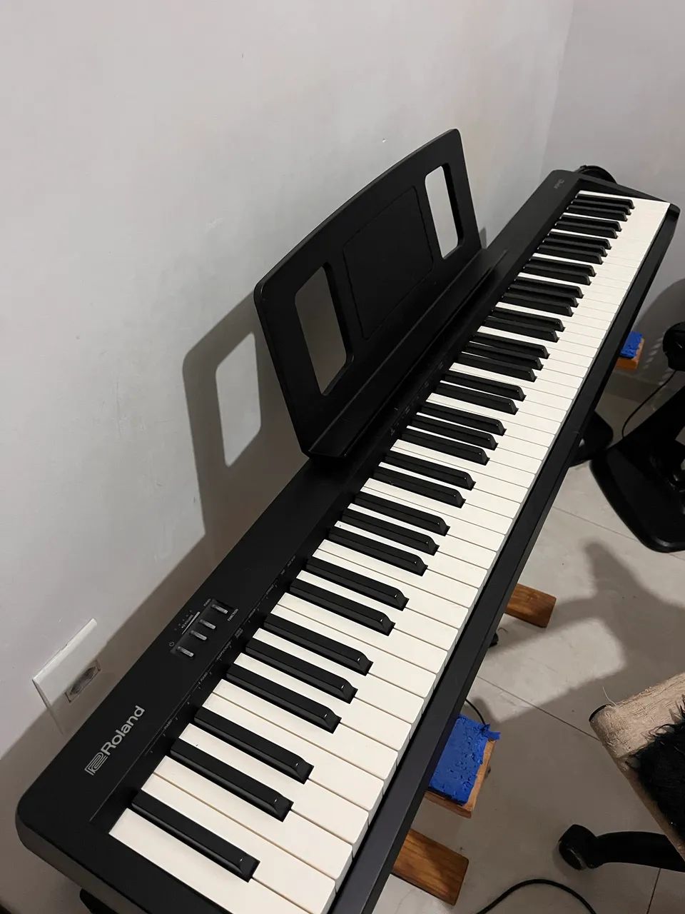 Piano Roland FP10