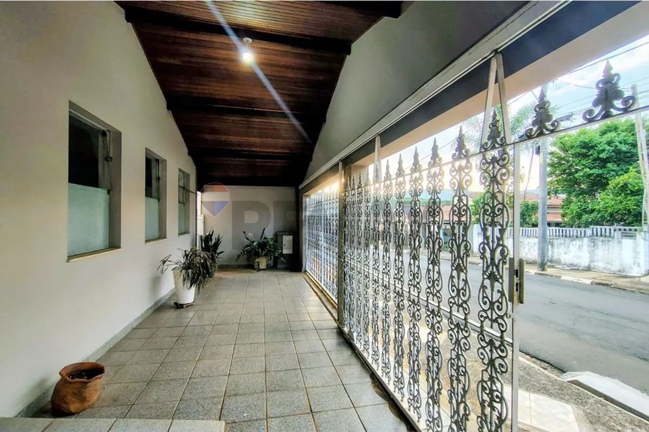 Casa à Venda, com 3 quartos, sendo 1 suíte, em Bairro Tradicional e Tranquilo de São Pedro - Foto 3