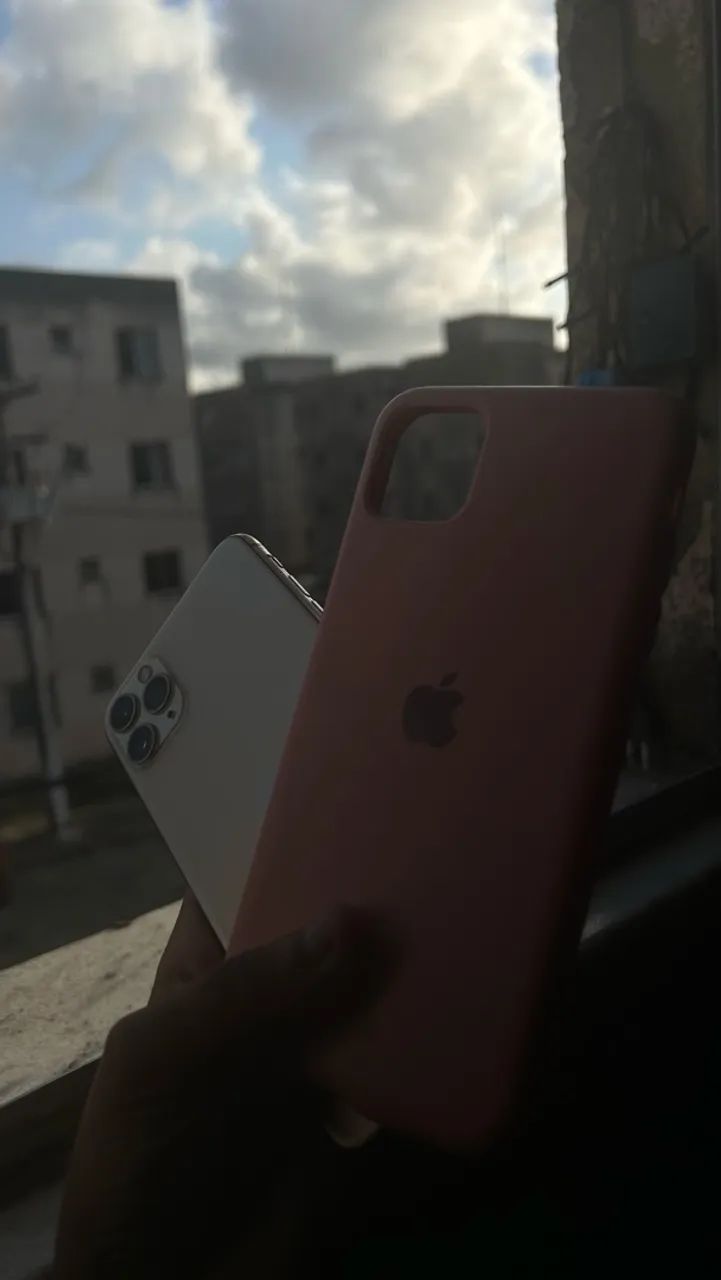 iPhone 11 Pro Max  - Foto 2