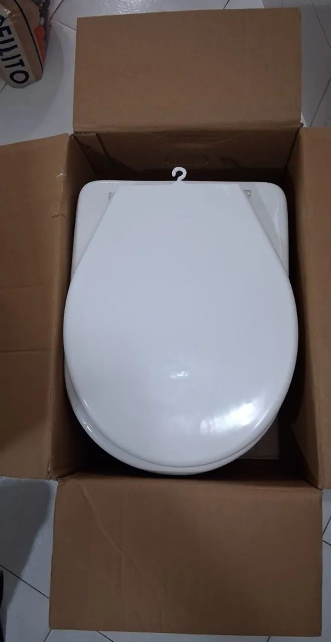 Vaso sanitário com ducha higiênica