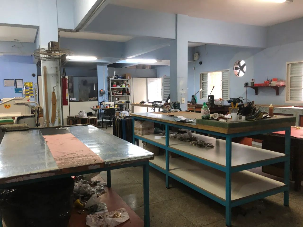 Prédio/Edifício inteiro para venda possui 360 metros quadrados com 3 quartos - Foto 2