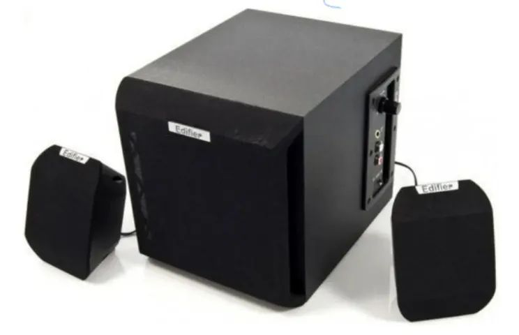 caixa para pc edifier x100