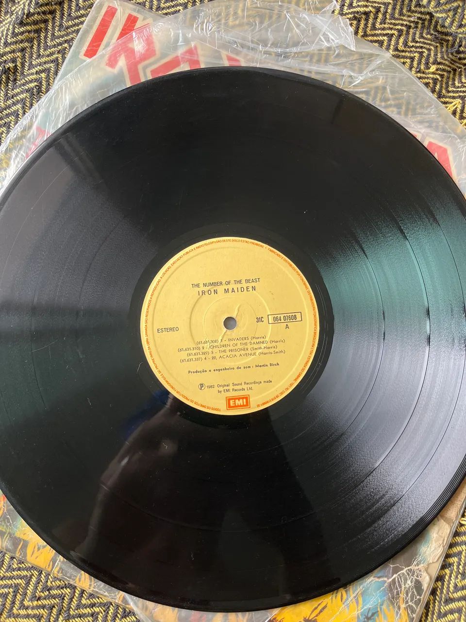 LP Iron Maiden - Number of the Beast - Foto 3