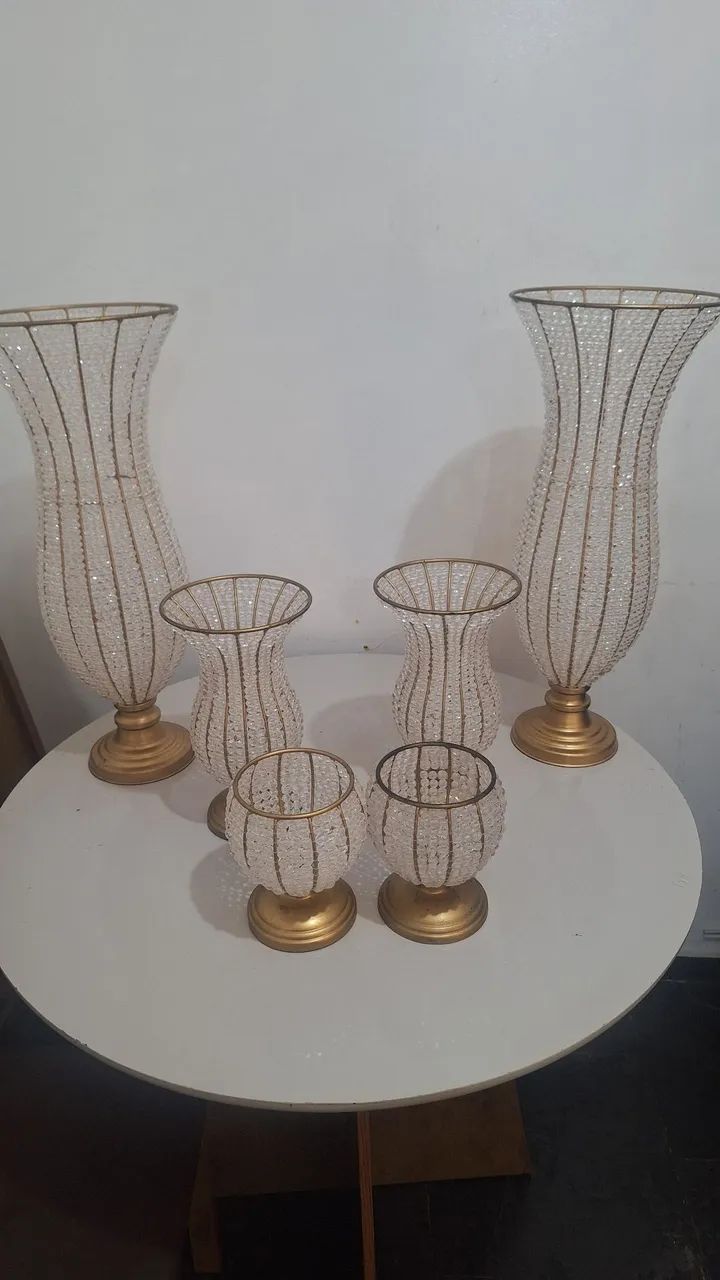 Aluguel vasos em pedraria com ou sem flores