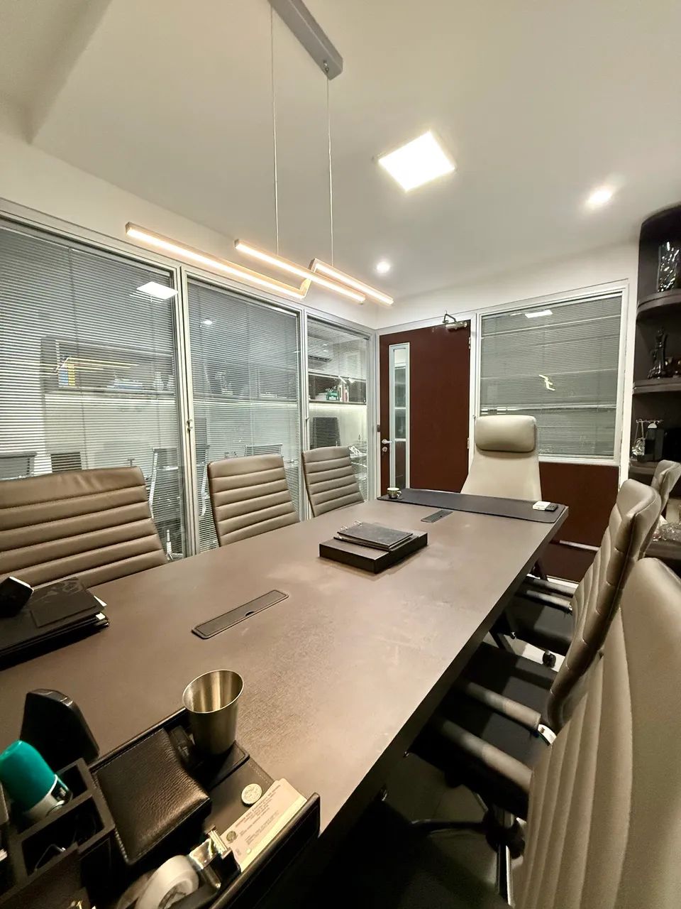 Sala comercial de Alto padrão - perto do Salvador Shopping 