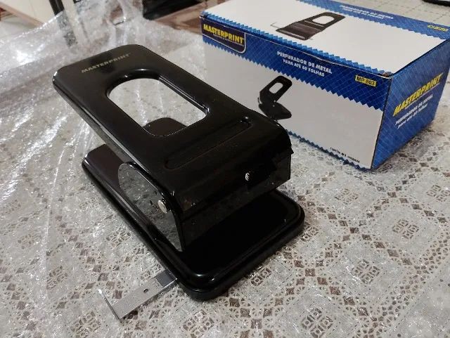 Perfurador de Papel MasterPrint (Até 60 folhas)