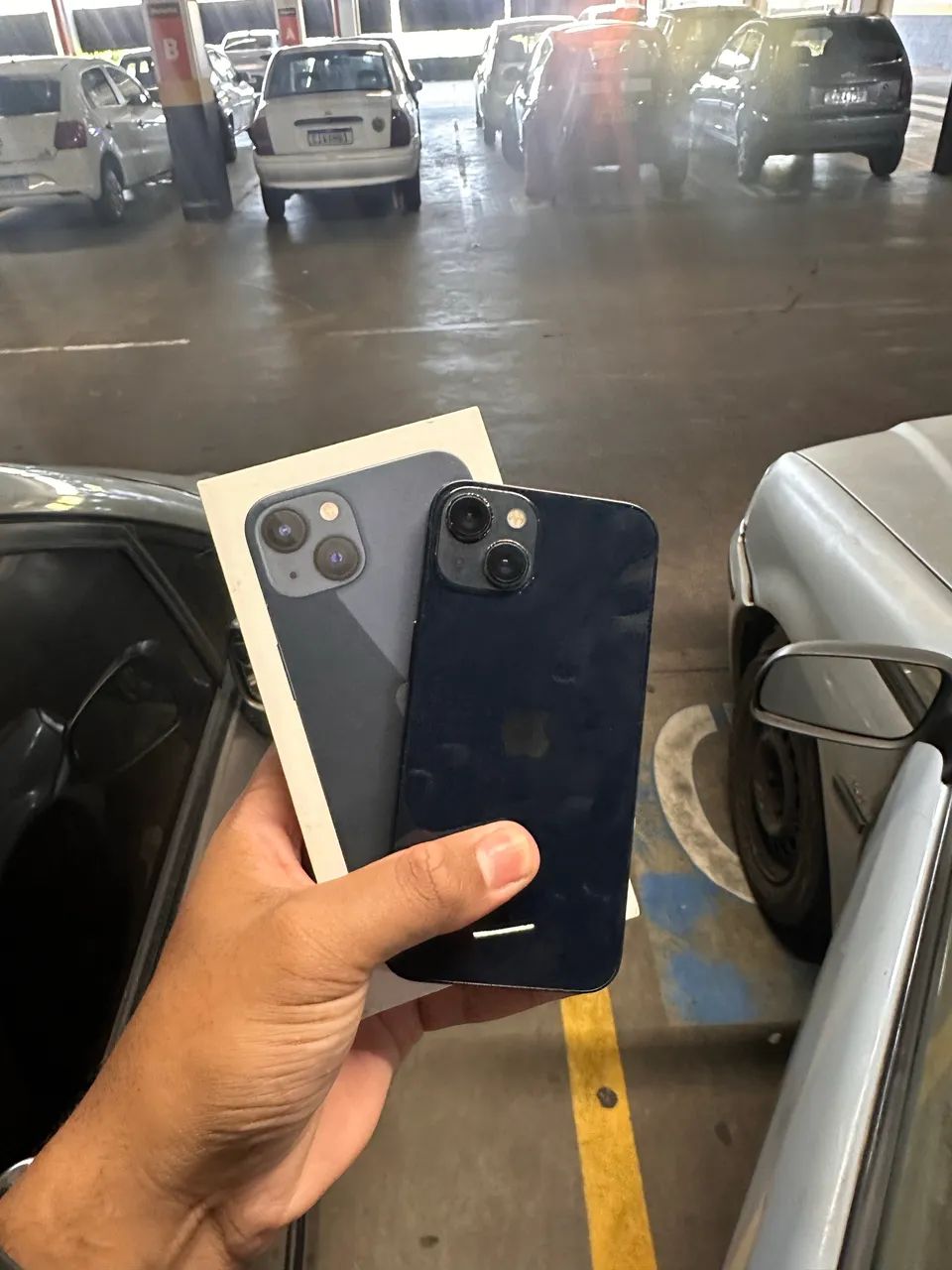 iPhone 13 - 128gb 