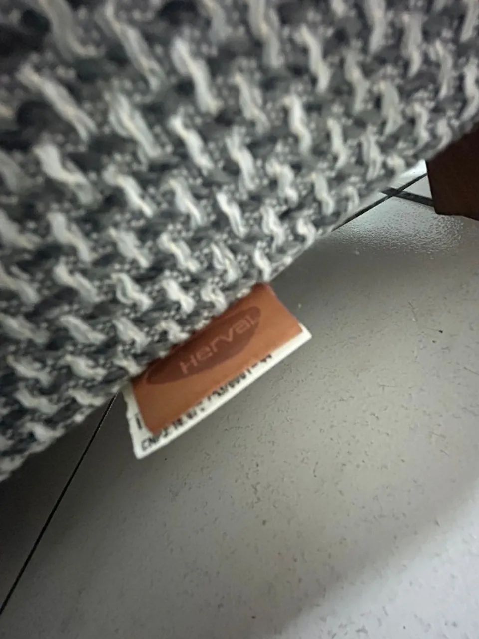 Sofá Herval 3 lugares 220cmx90cm conservadíssimo! - Foto 5