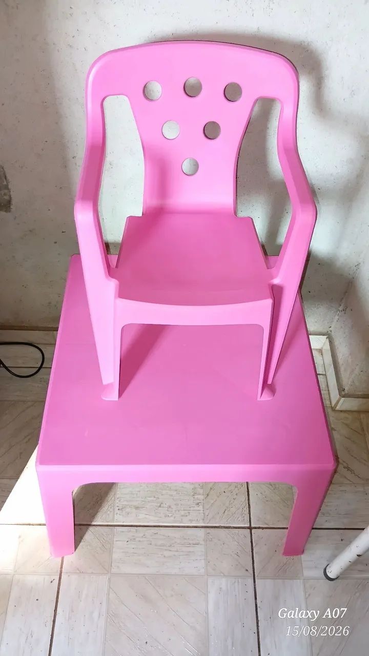 Mesa e cadeira infantil - Foto 3