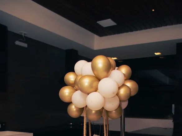 Decoração para chá de bebê  com ursinho e balões.  - Foto 4