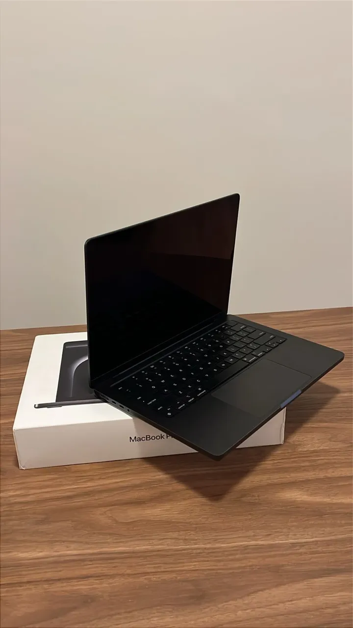 Macbook Air Apple Z18U0LL-A M2 16GB 1TB 15