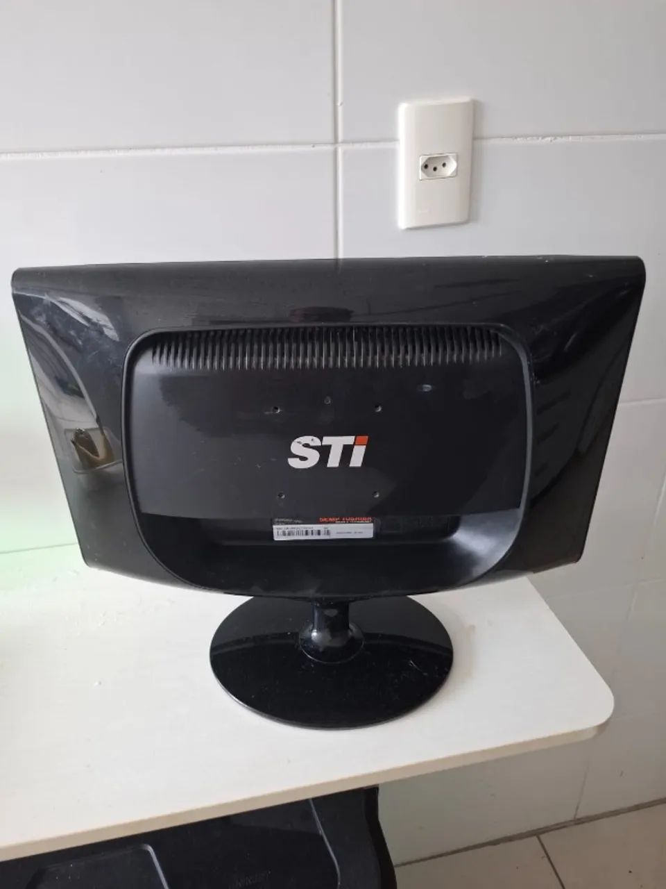 Monitor STI 18,5 polegadas - Foto 2