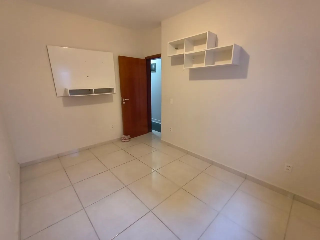 Casa aluguel  Excelente Padro e acabamento  - Foto 2