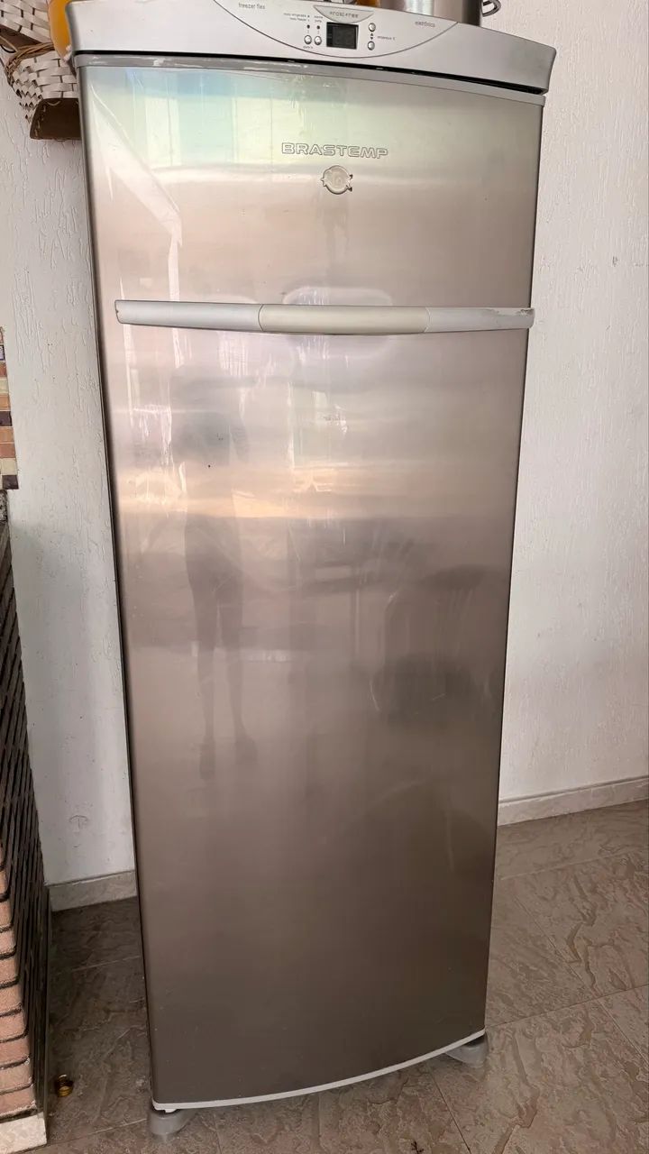 Freezer vertical Brastemp 490L