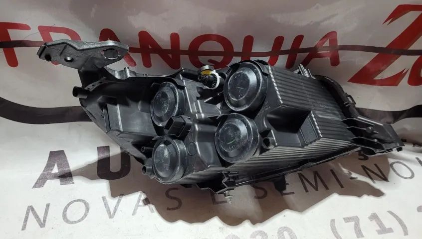 Farol lado esquerdo Peugeot 208 ano 2020/ sem led Original  - Foto 2