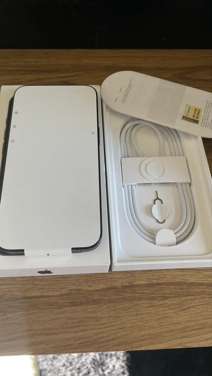 iPhone 16e 128gb