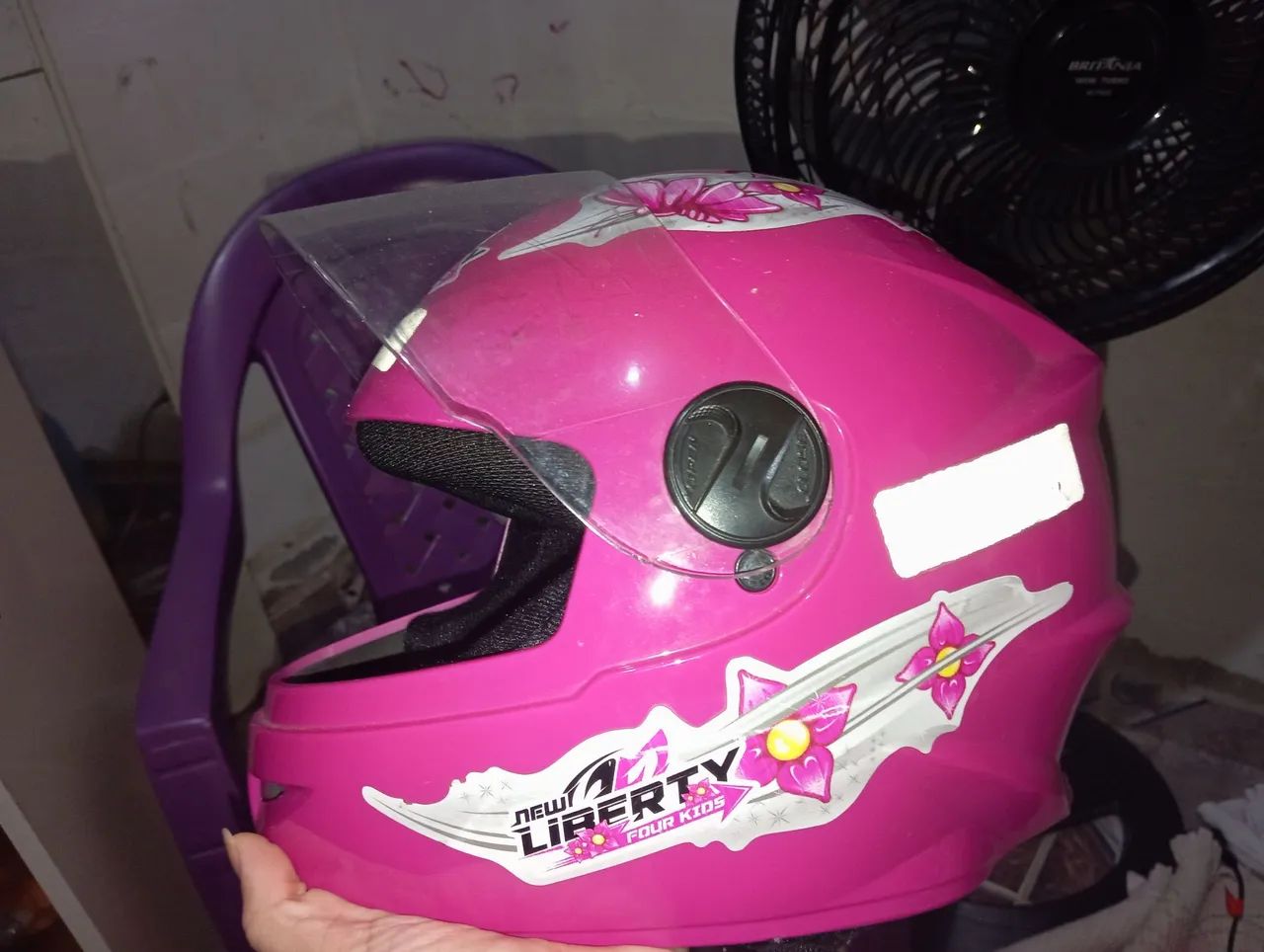 Capacete infantil tamanho 54cm - Foto 3