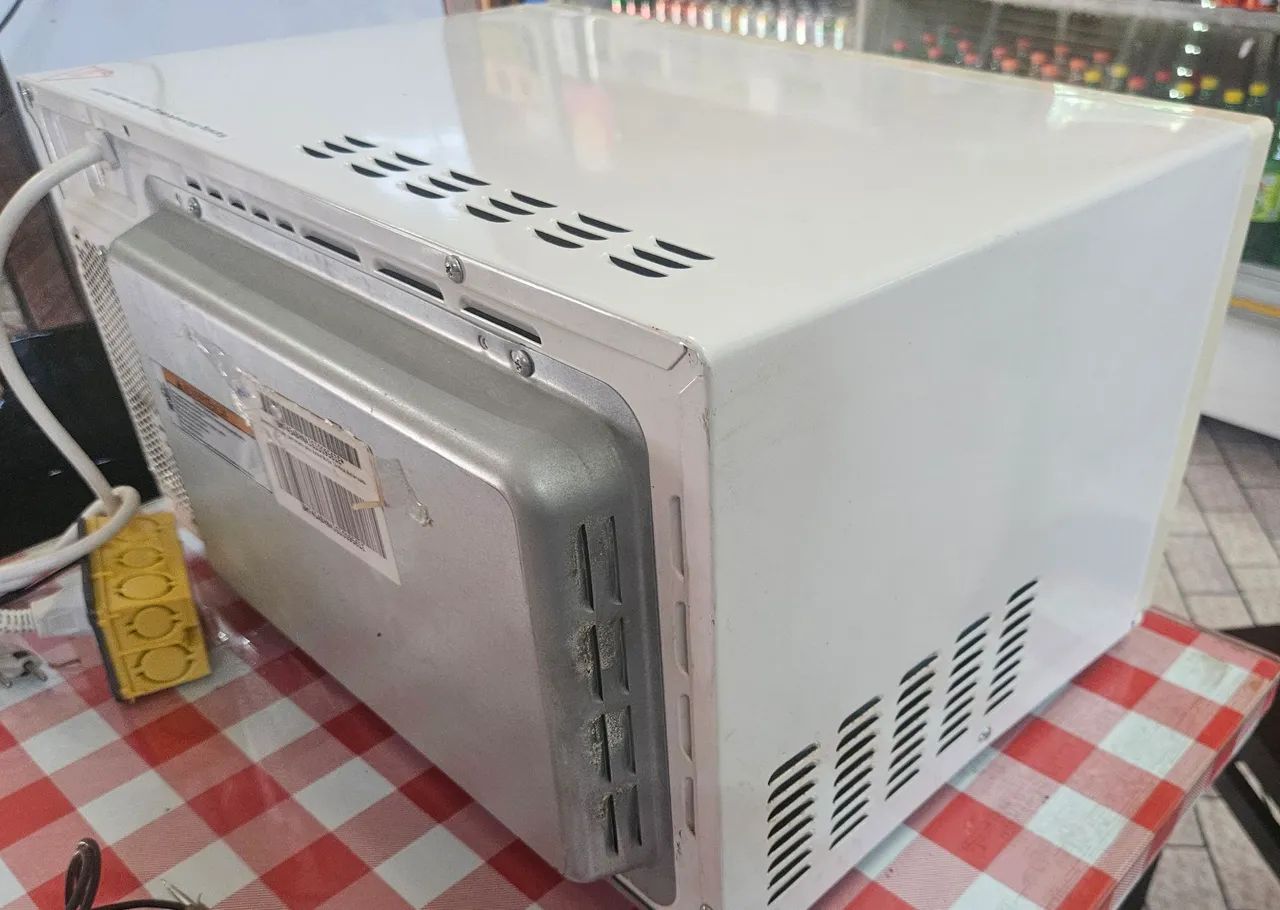 Micro-ondas brastemp novíssimo 30 litros  - Foto 3