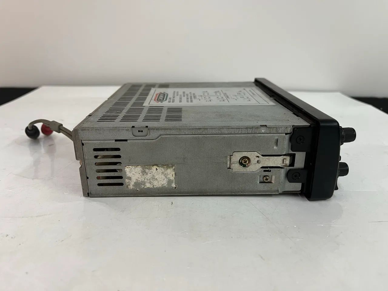 Rádio Automotivo Crown Cz-610d com defeito - Foto 2