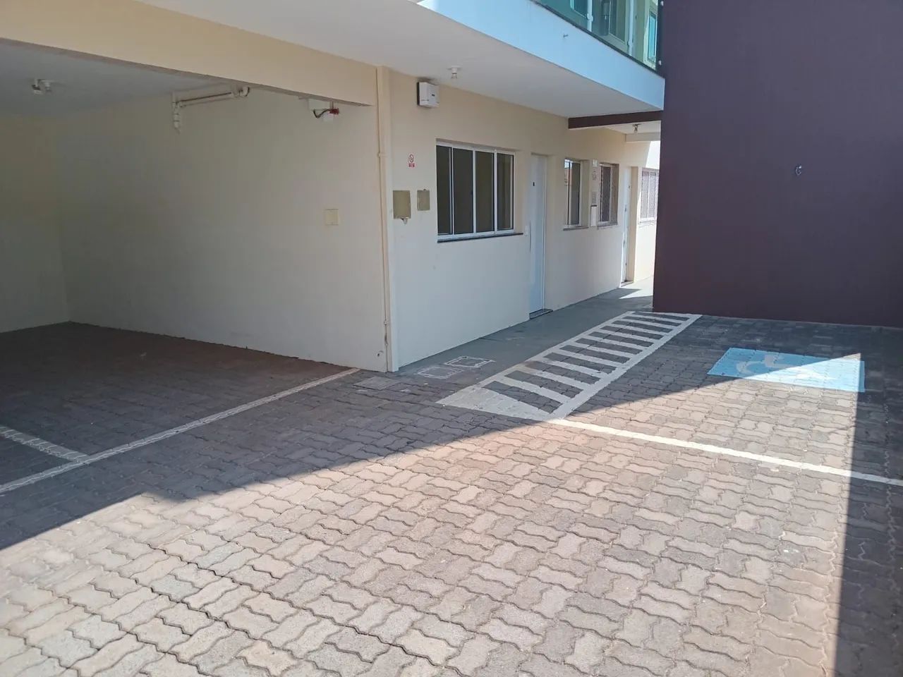 PRÉDIO COM RENDA  Á VENDA  - Foto 3