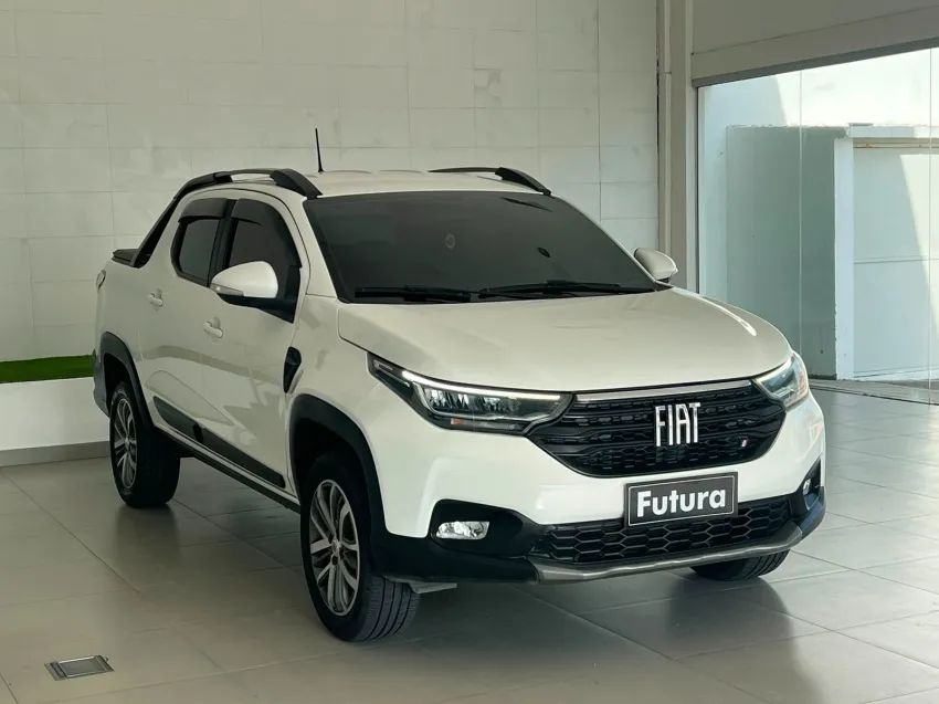 Fiat Strada Volcano 1.3 Flex 8V CD Aut. 2023 - Foto 3