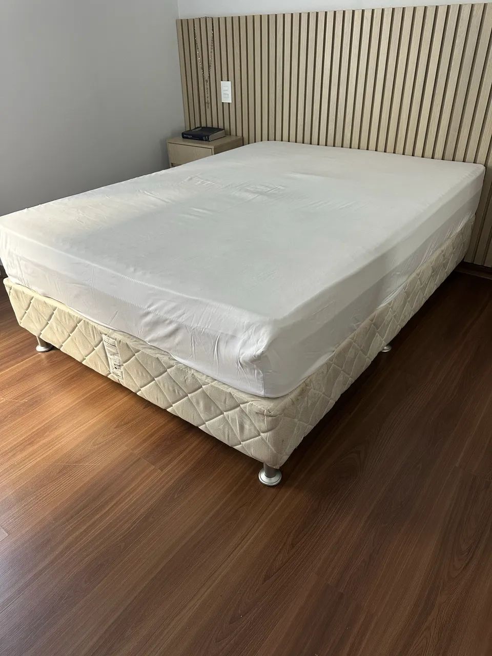 Cama box casal com colchão de espuma densidade 33