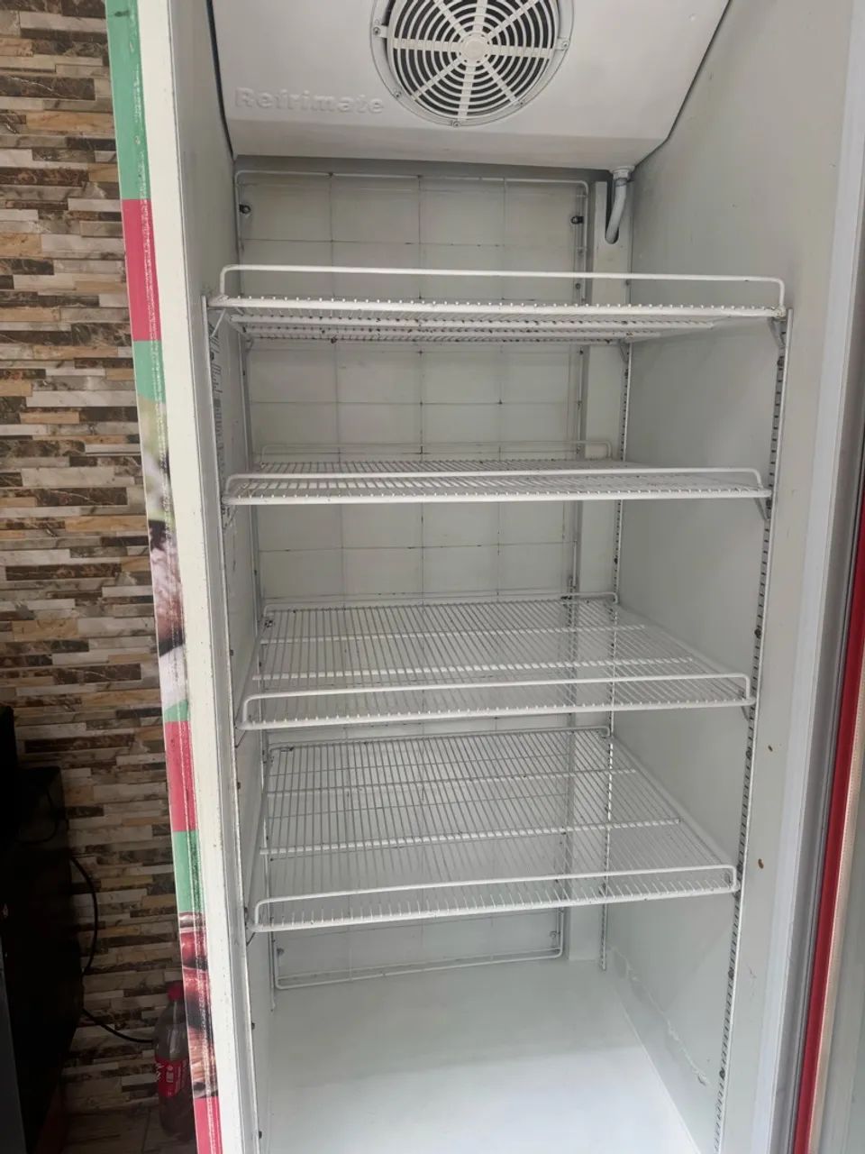Vendo Freezer 