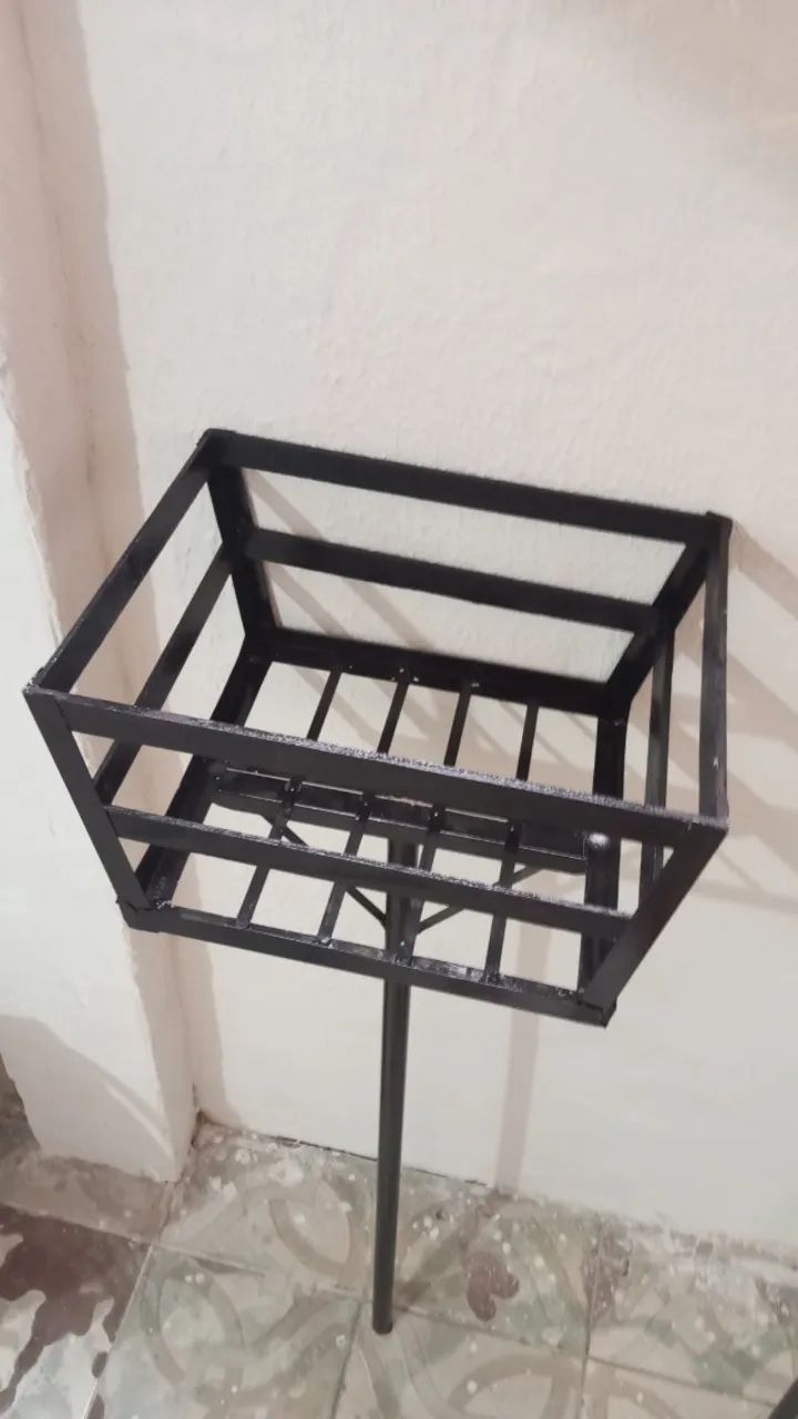 Lixeiras para calçada 