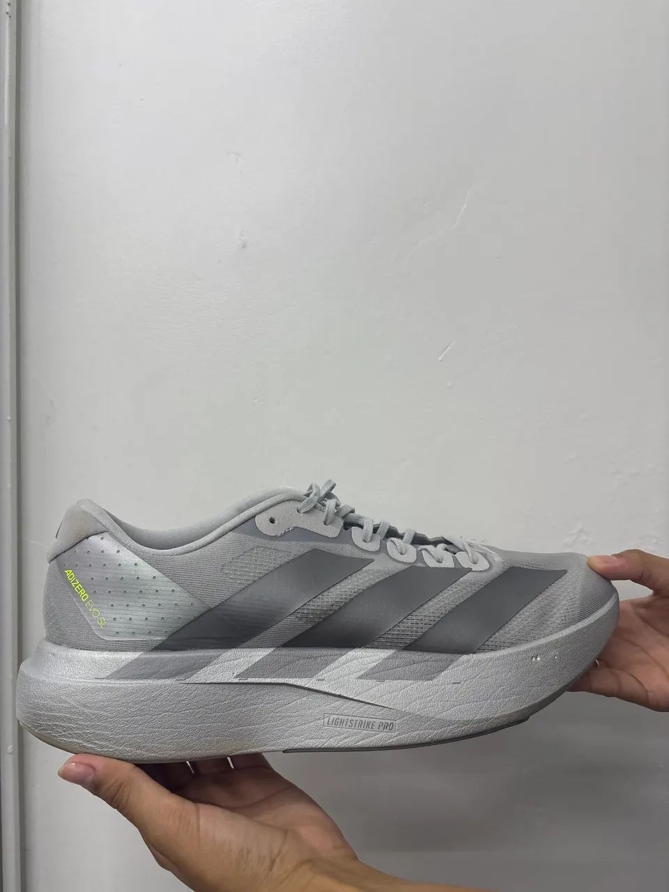 Tênis adizero