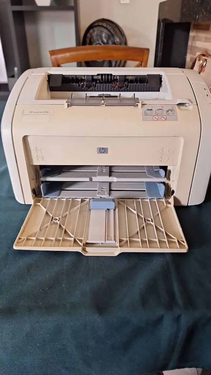 Vendo Impressora laser  HP