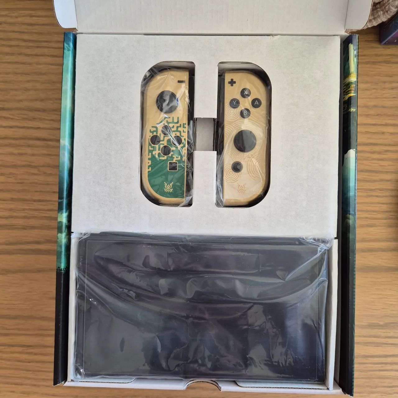 Nintendo Switch OLED Edição Zelda - Impecável - Foto 3