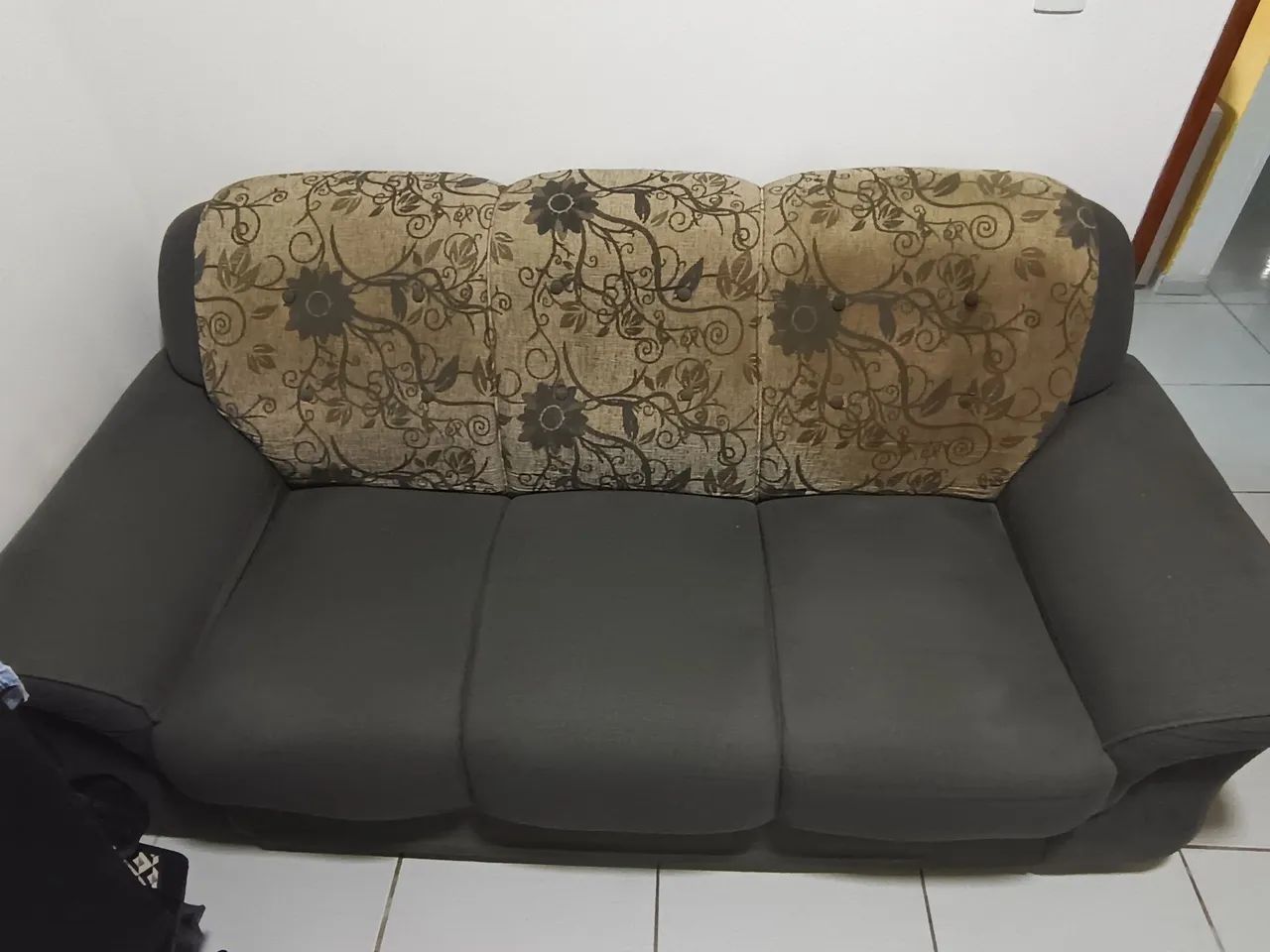 Vendo Rack + sofá 3 lugares - Foto 2