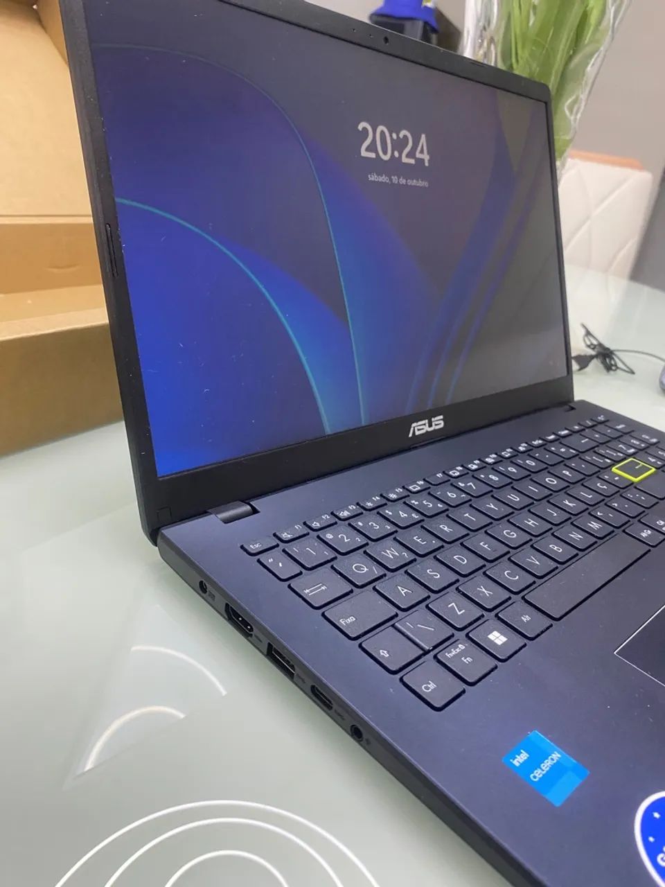 Notebook ASUS Intel Celeron 15,6? - R$ 1.700 (Negociável)