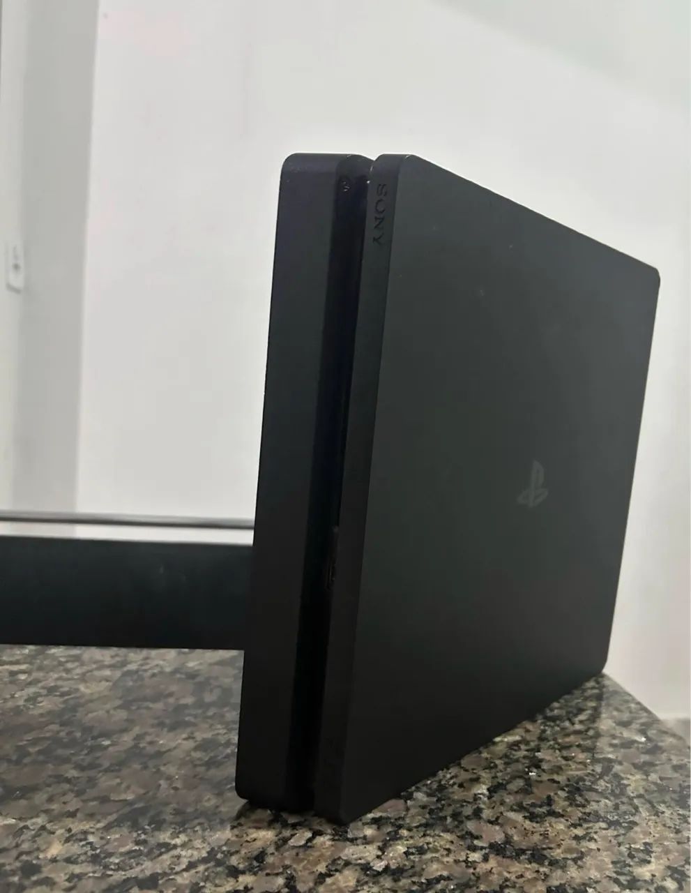 PS4 SILM 1TB 