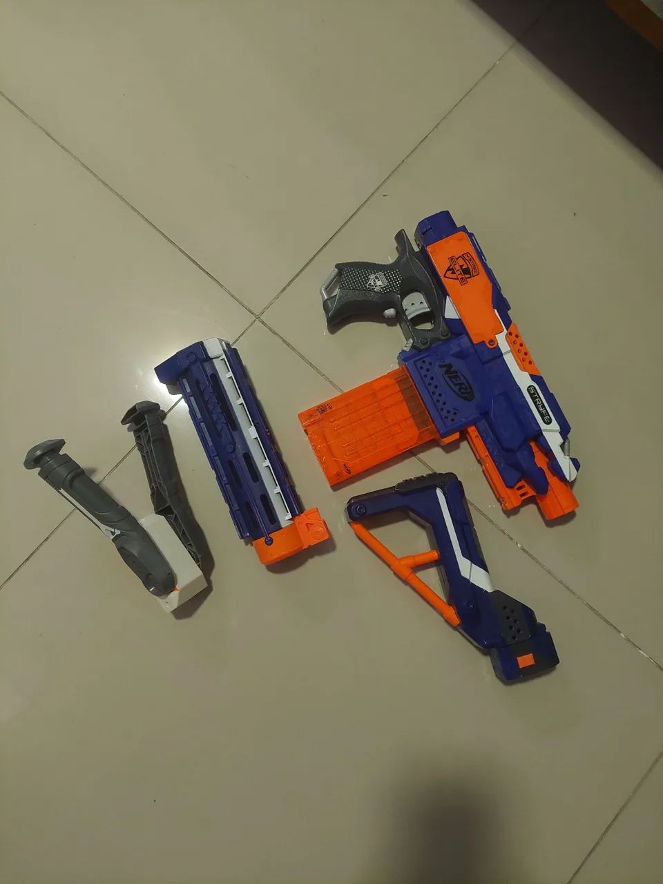 Nerf N-stryke elite stryfe automatica  - Foto 4