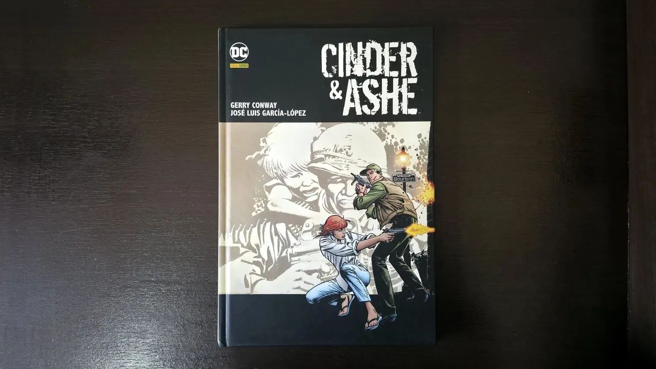 Cinder e Ashe - DC Comics - HQ Panini