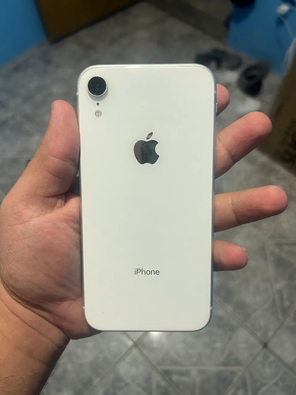 IPHONE XR - Branco 64gb