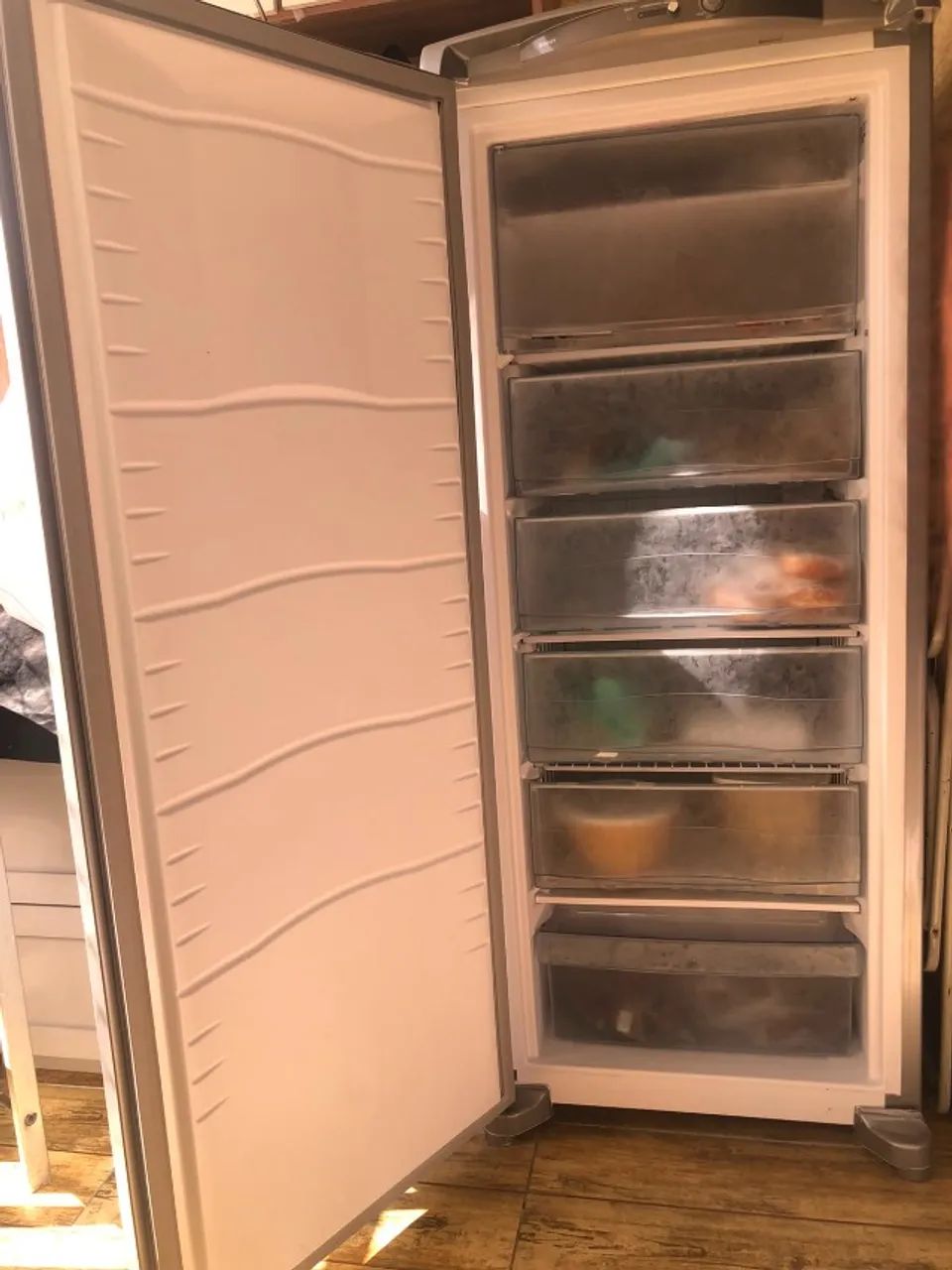Freezer vertical 231l 220v Envelopado - Foto 5
