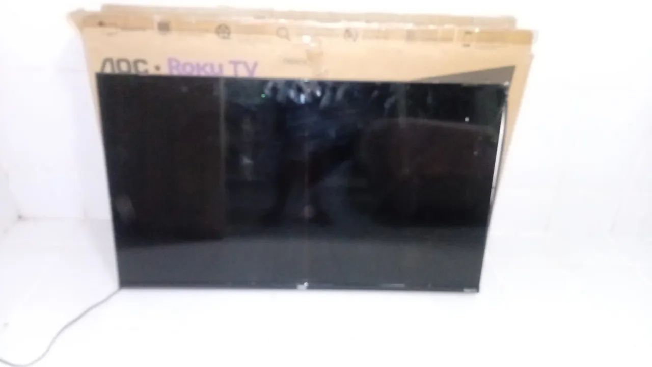 Tv led 43 roku com defeito - Foto 4