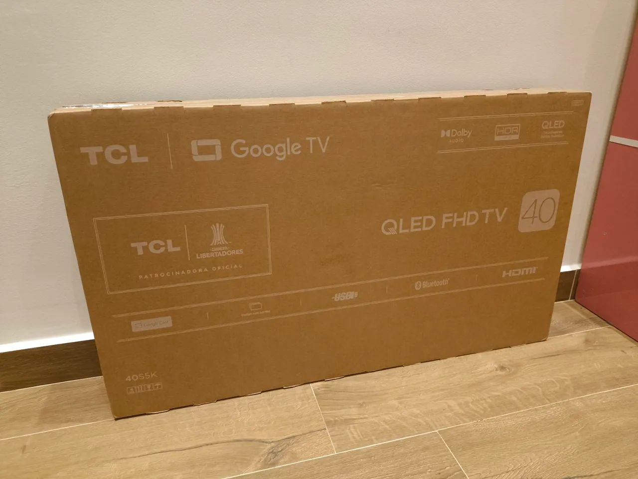 Televisão 40" TCL QLED