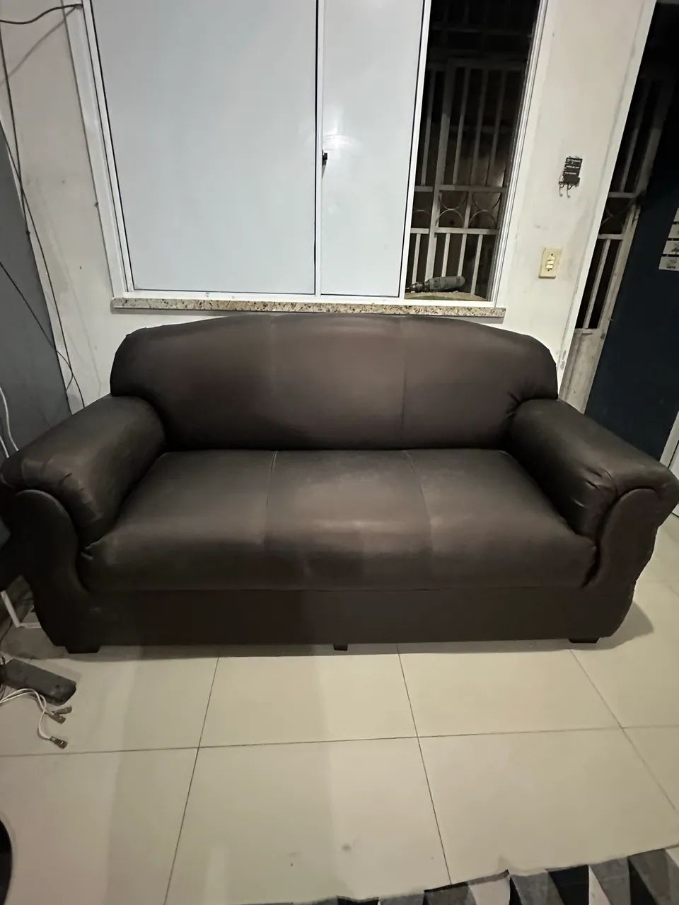 Sofá 3 lugares  - Foto 3