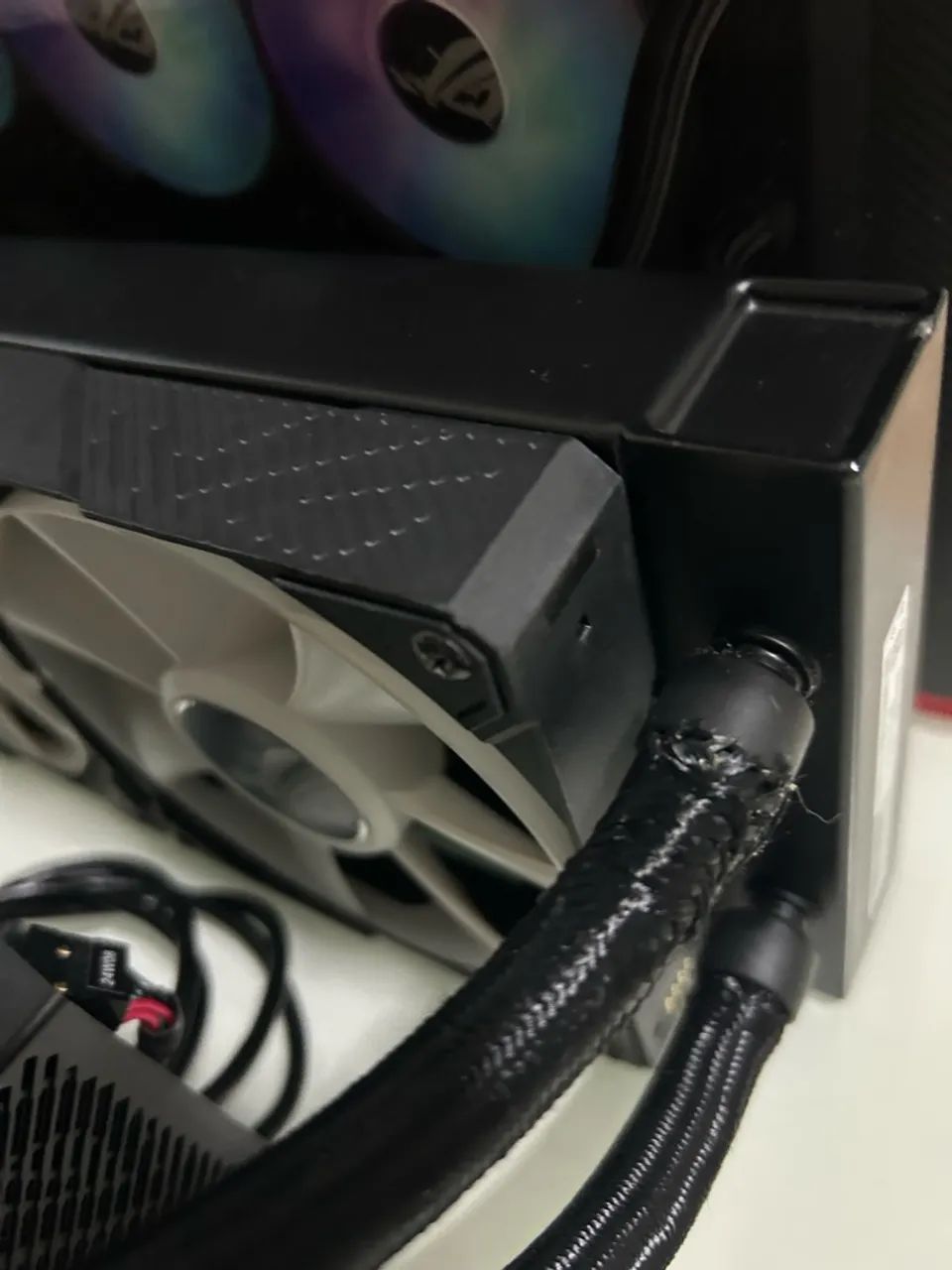 Water cooler asus rog ryujin III 360 argb - Foto 3