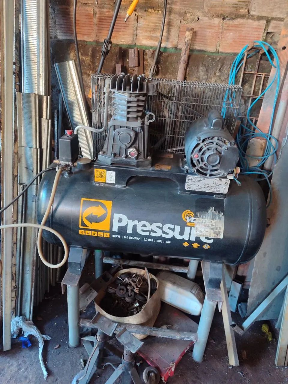 Compressor de 100 litros Pressure - Foto 3