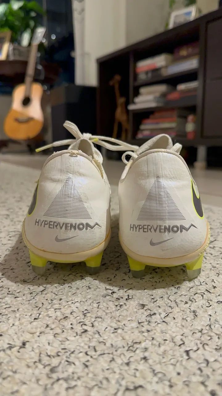 nike hypervenom neymar