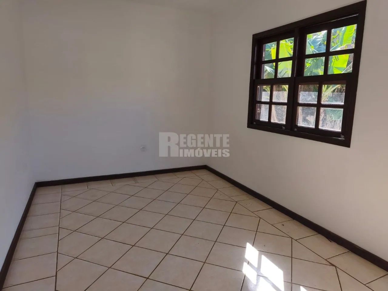 Ótima casa para locação no bairro Saco Grande! - Foto 3
