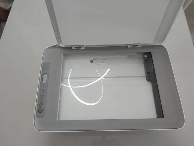 Impressora WiFi Multifuncional HP DeskJet Ink Advantage 2776 - Foto 2